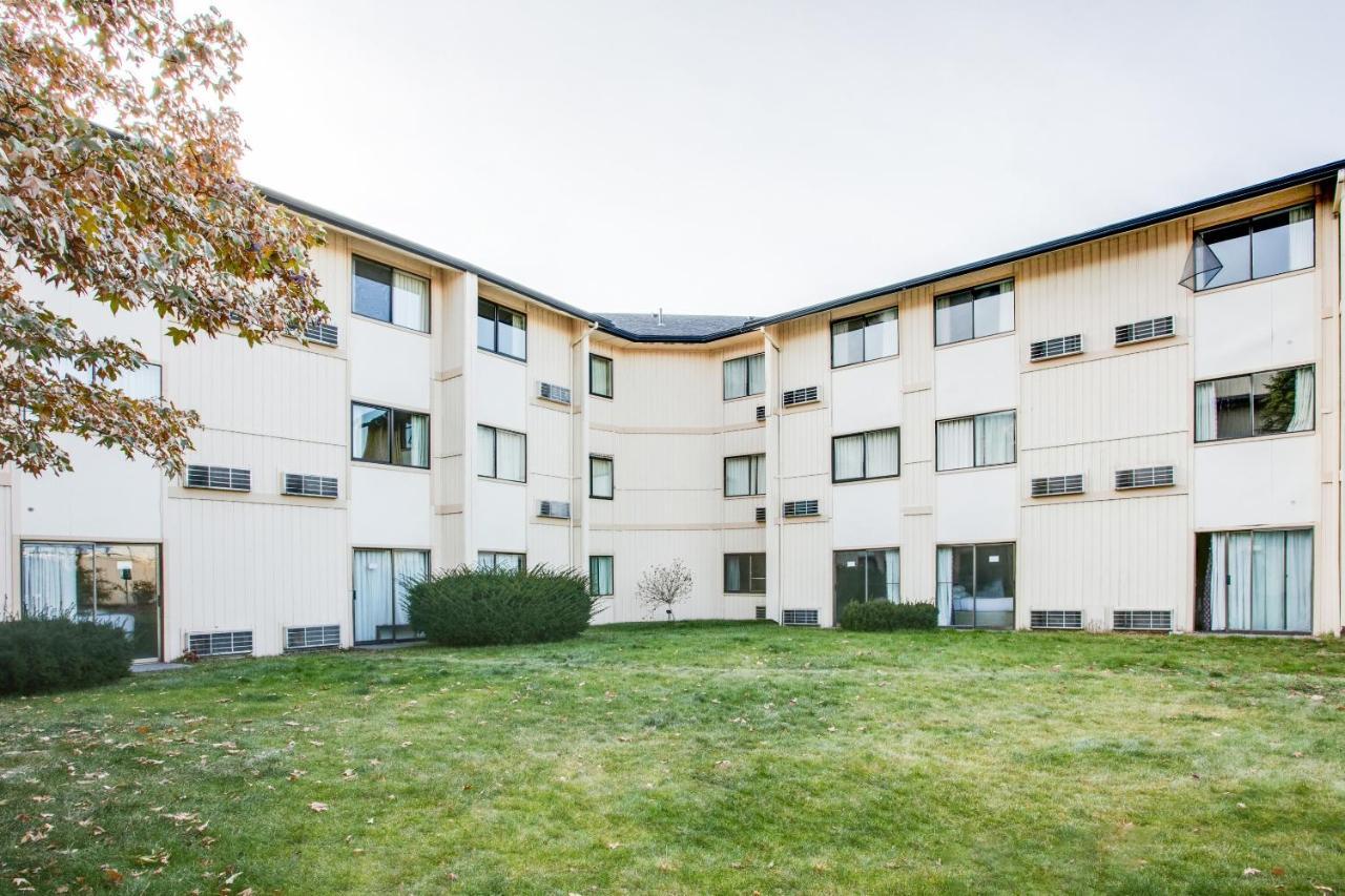 Oyo Hotel Spokane North Dış mekan fotoğraf