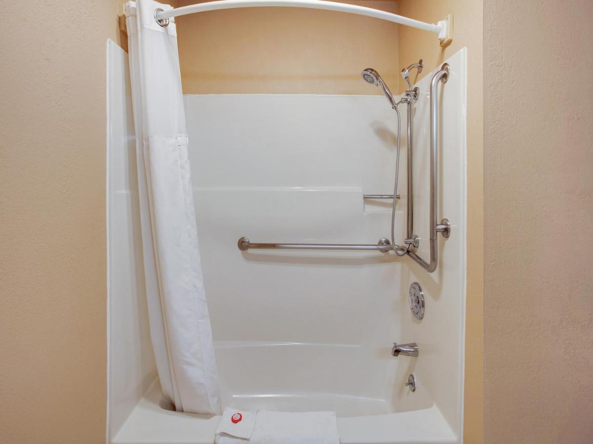 Oyo Hotel Spokane North Dış mekan fotoğraf