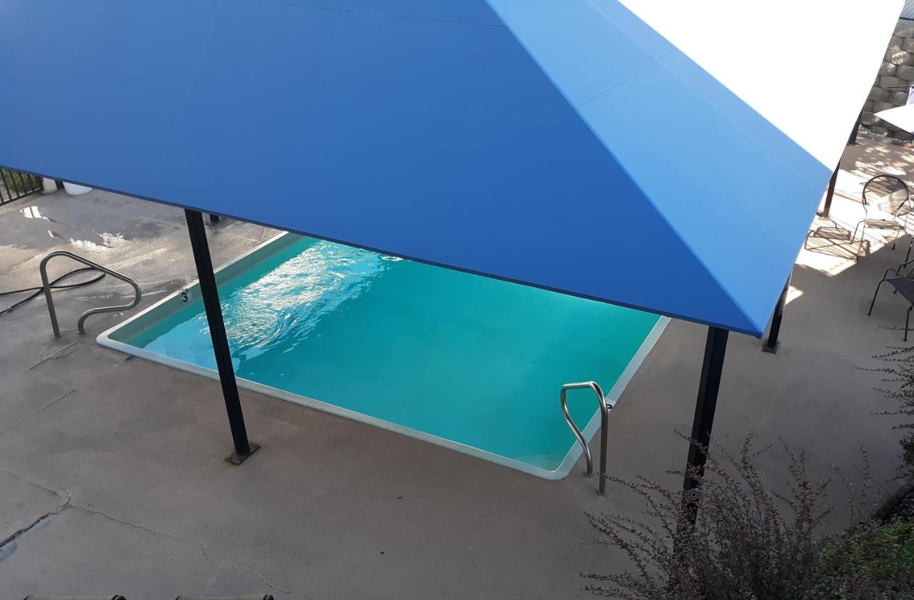 Oyo Hotel Spokane North Dış mekan fotoğraf