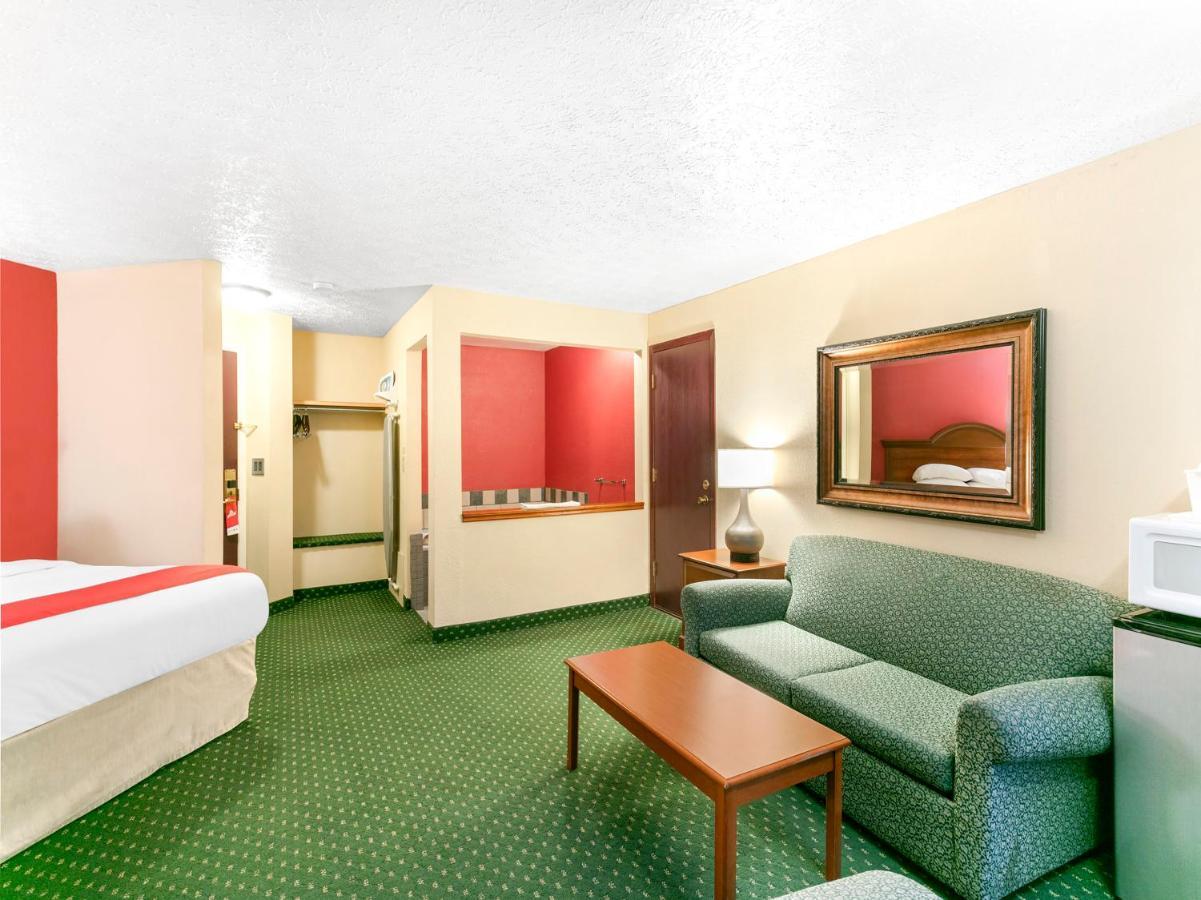 Oyo Hotel Spokane North Dış mekan fotoğraf